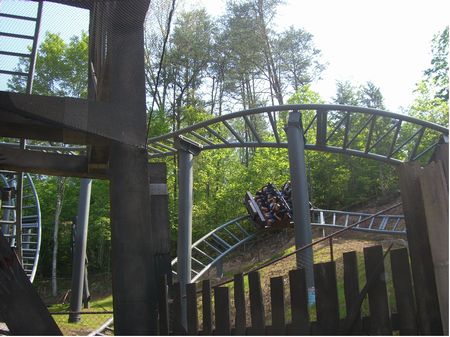 Dollywood photo, from ThemeParkInsider.com